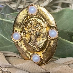 Vintage gold tone Cameo Brooch with faux pearl accents